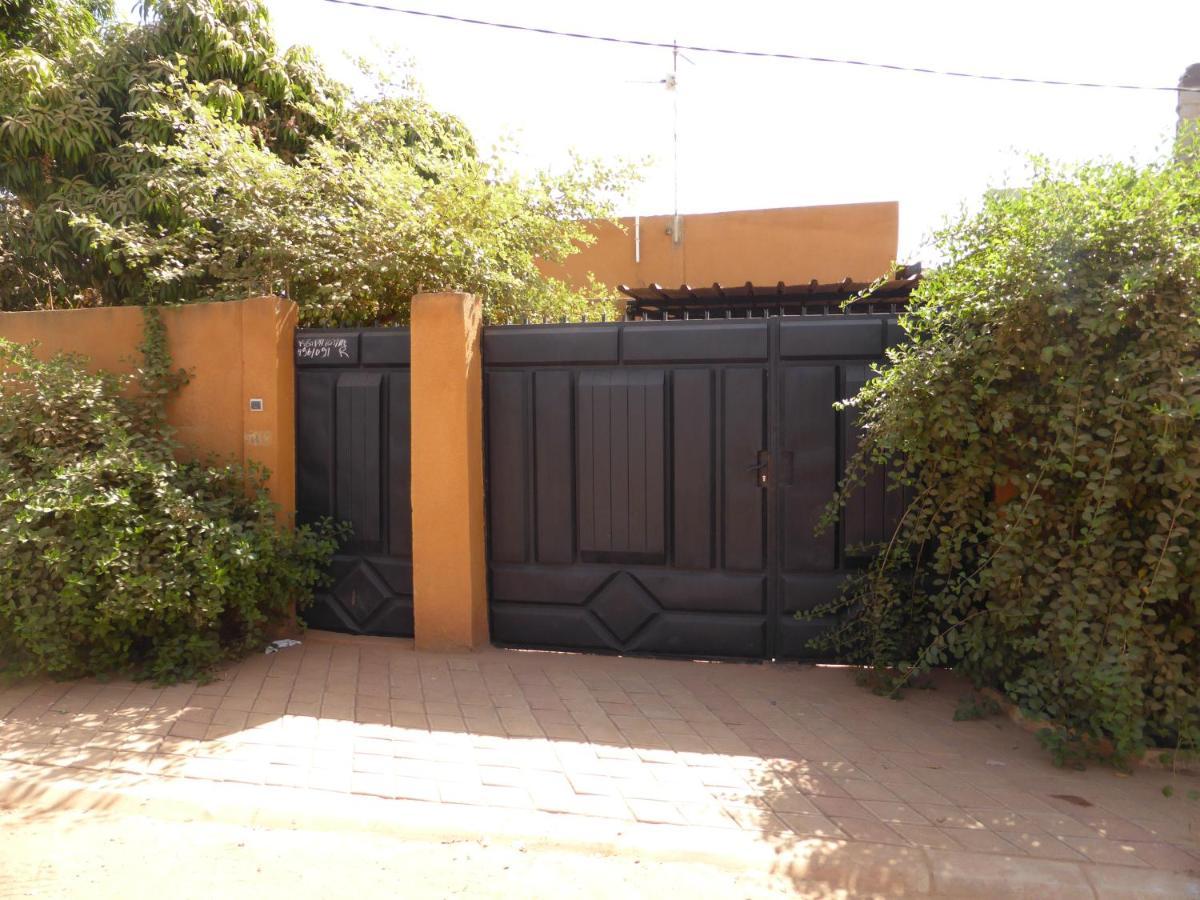 Bien être Ouagadougou Extérieur photo
