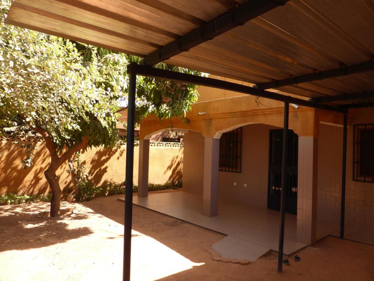 Bien être Ouagadougou Extérieur photo